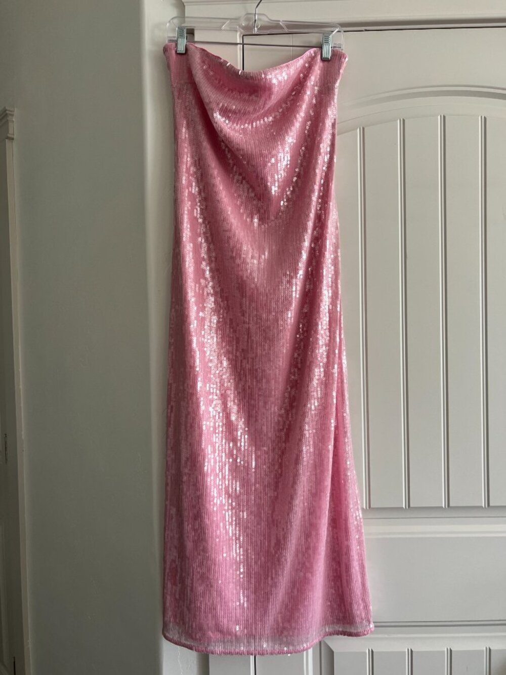Hutch Strapless Sequin Column Midi Dress (Pink, Large) - Picture 4 of 5